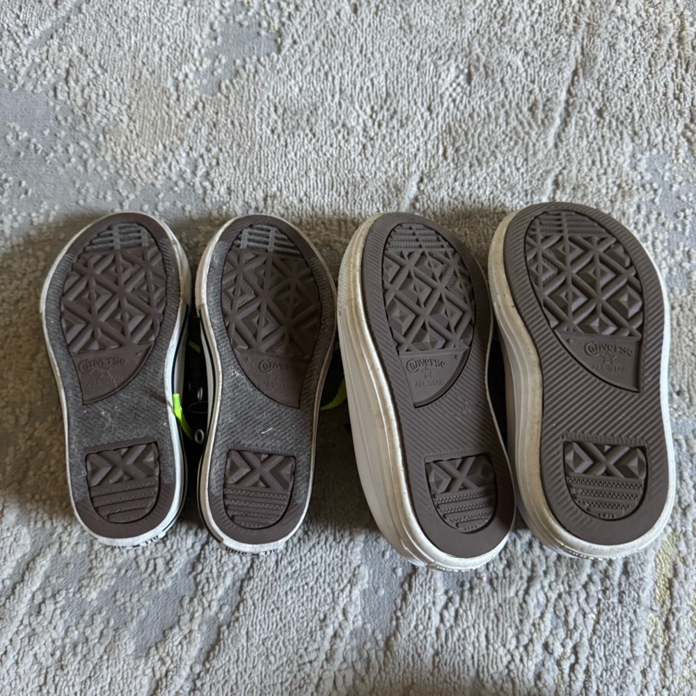 Converse Chuck Taylor Always On Hearts platform sneaker and black sneakers 11 - Picture 5 of 11